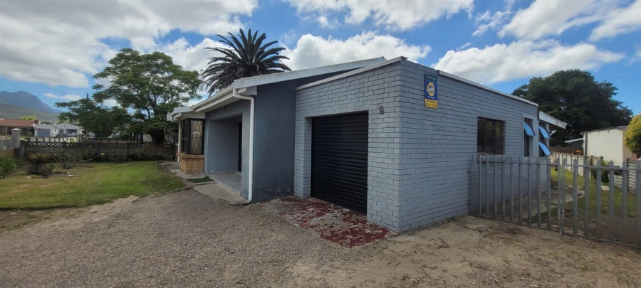 3 Bedroom Property for Sale in Levallia Western Cape